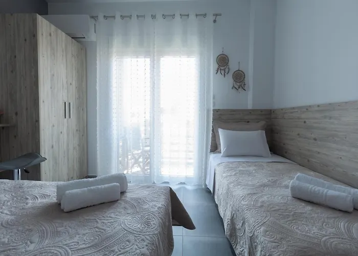 Апартаменты Golden Seaside 3