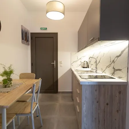 Golden Seaside 3 Apartament *