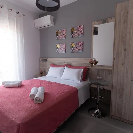 Golden Seaside 3 Daire Nea Roda